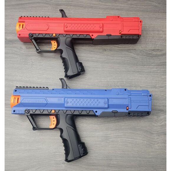 Hasbro Set of 2 Nerf Rival Apollo XV 700 Blasters Red Blue w/7 Round Cartridges - Picture 2 of 11